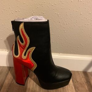 Platform alert🚨 DO A BUNDLE AND GET FREE SHIPPING